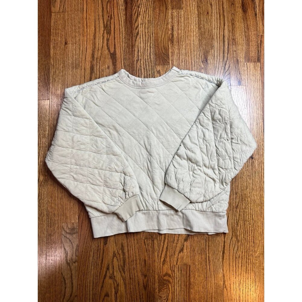 Quilted Crew Neck with Floral Piping - Universal Threads - Beige - sz M